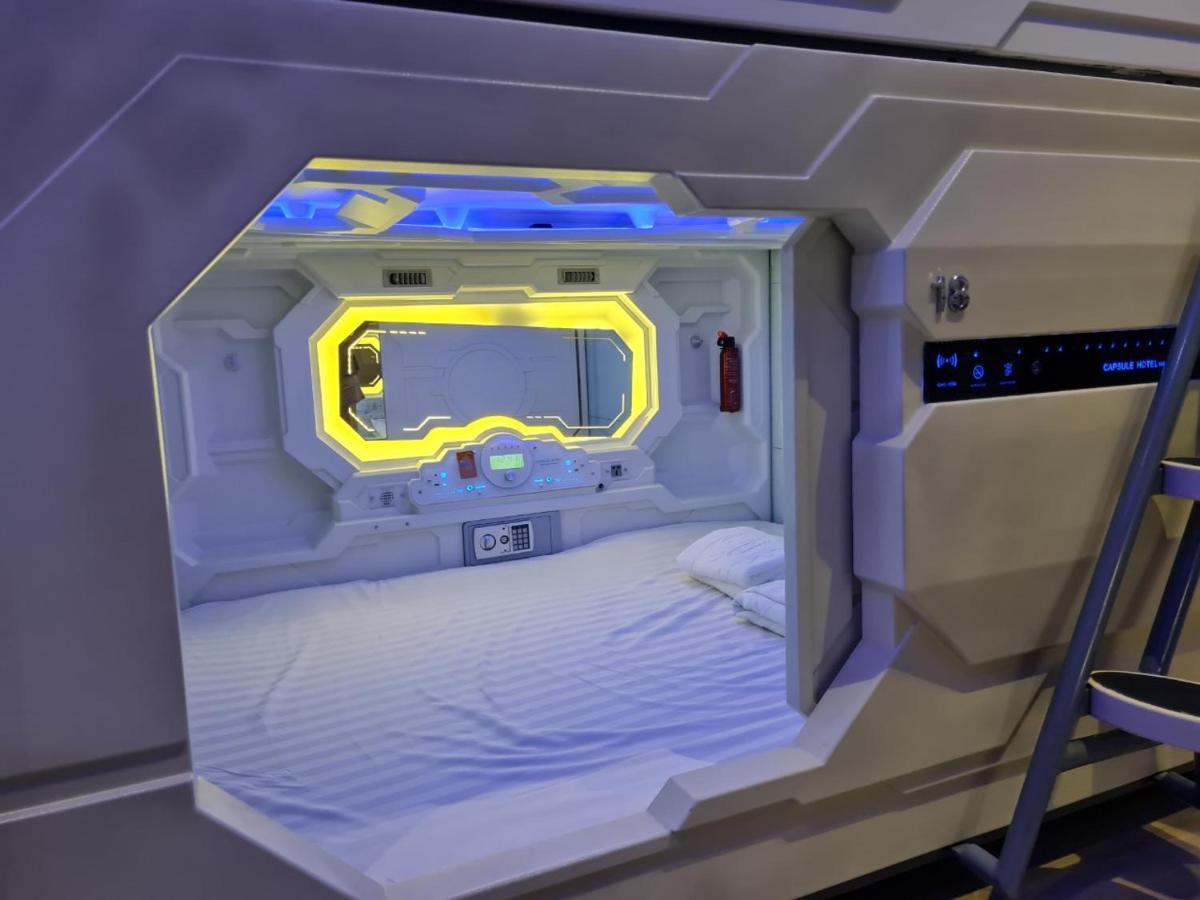 Capsule Riverside Хошимин Екстериор снимка
